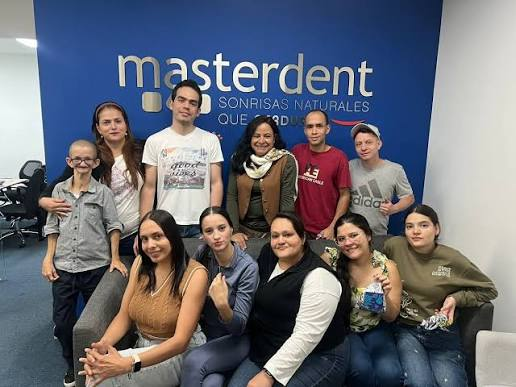 Equipo técnico en planta Masterdent